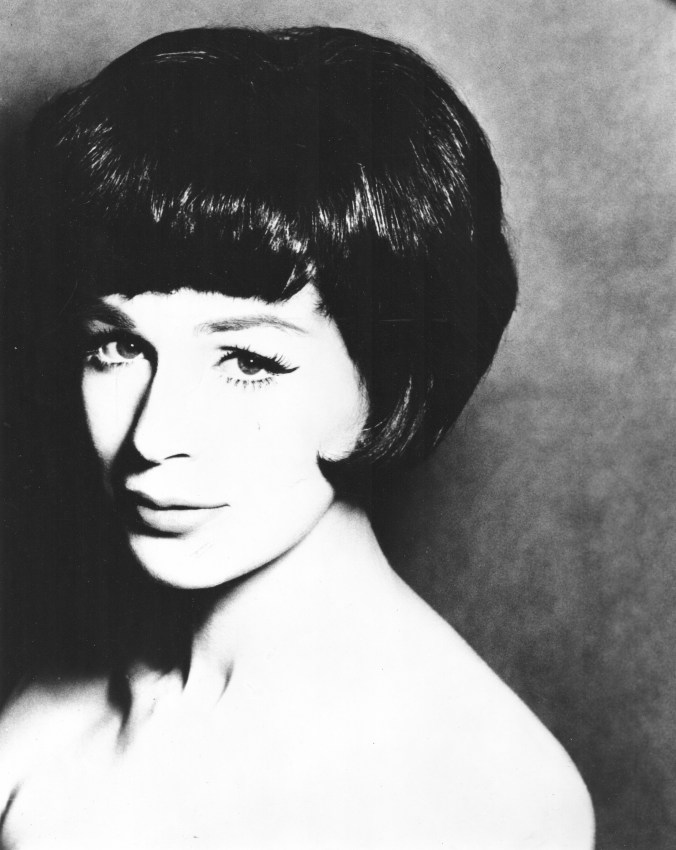 Fenella Fielding 1961 By Terence Donovan http://www.upstairsatthegatehouse.com/thecamdenfringe2015